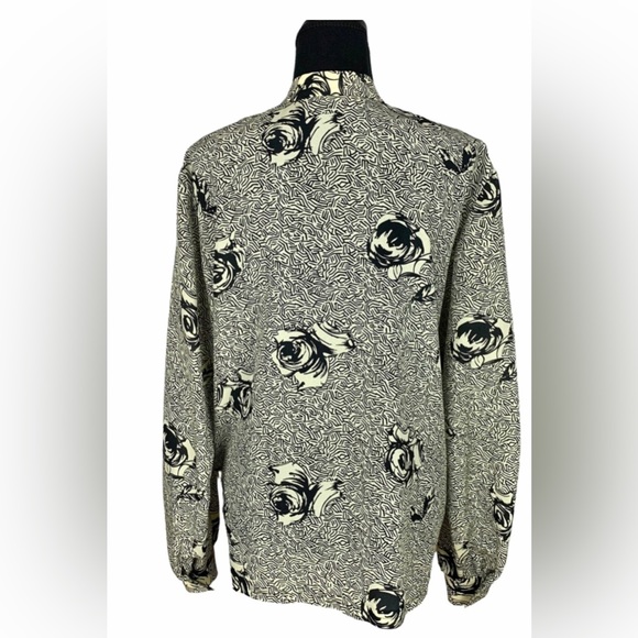 Rare Vintage Givenchy Blouse 🔥 - Picture 7 of 10